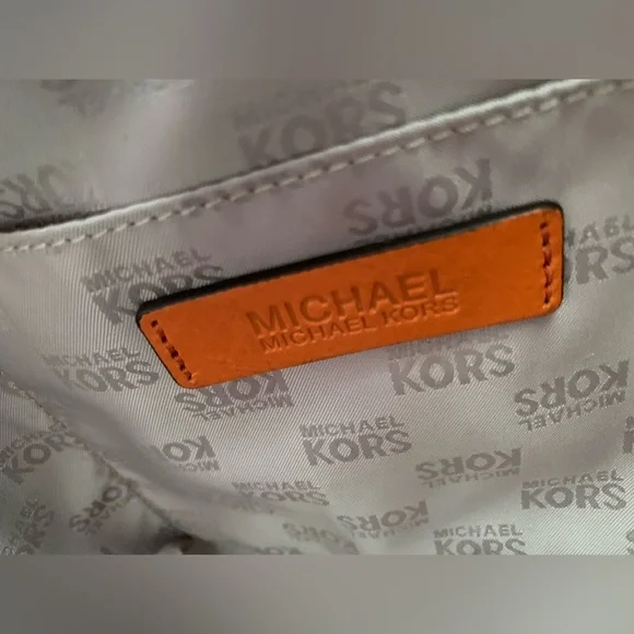 LOW START Michael Kors NWT $398.00 Retail Astor Large Chain Tangerine Satchel - Picture 9 of 9
